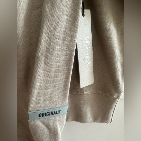 Brooklyn Cloth Originals Satin Applique sweatshirt - Picture 4 of 16